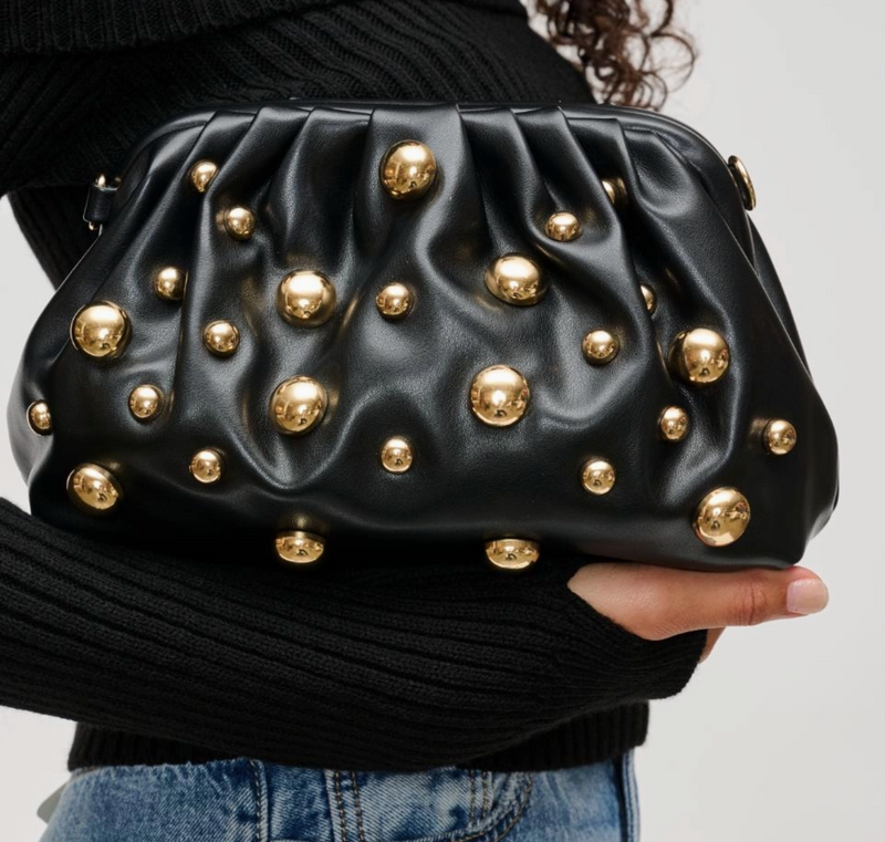 Clutch Kunstleder schwarz mit goldenen Nieten