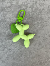 Taschenschmuck Doggo Grün matt