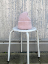 Beanie hat with angora wool in pink